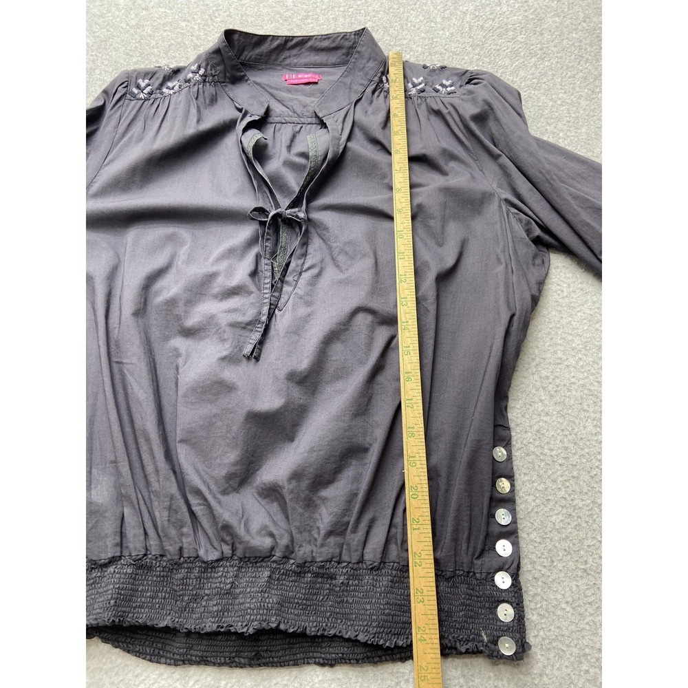 BCBGirls Shirt Womens Large Gray Embroidered Smocked Hem Boho Peasant Top Cotton - Picture 12 of 16
